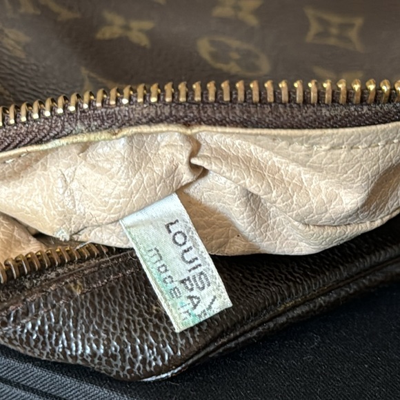 Authentic Louis Vuitton Trousse 23 - Picture 10 of 10